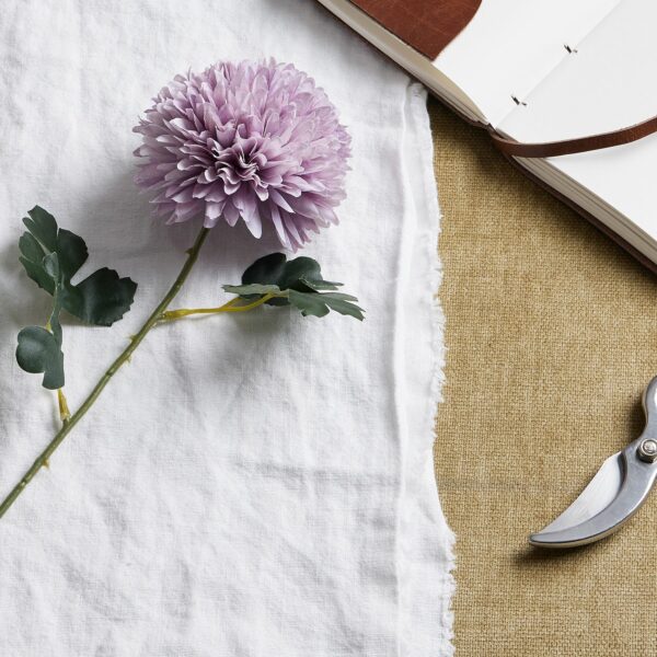 Light Purple Chrysanthemum - Image 2