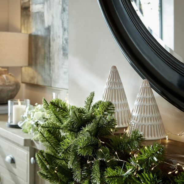 Pine Garland - Image 5